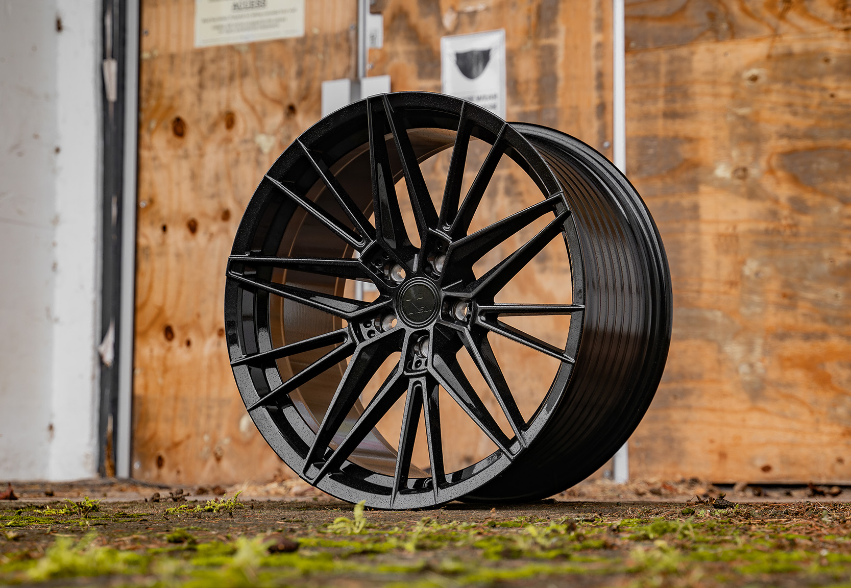 Phoenix-Gloss-Black-5.png